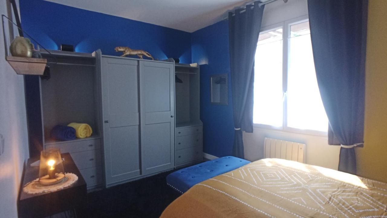 Coeur De Ville, Calme, Spacieux,Parking Et Wifi ! Chartres Esterno foto